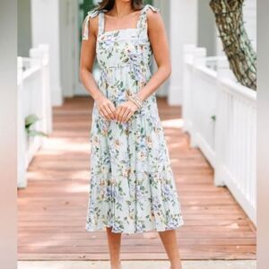 By the River Floral Tiered Maxi Dress Tie Straps Botanical Garden Party Medium